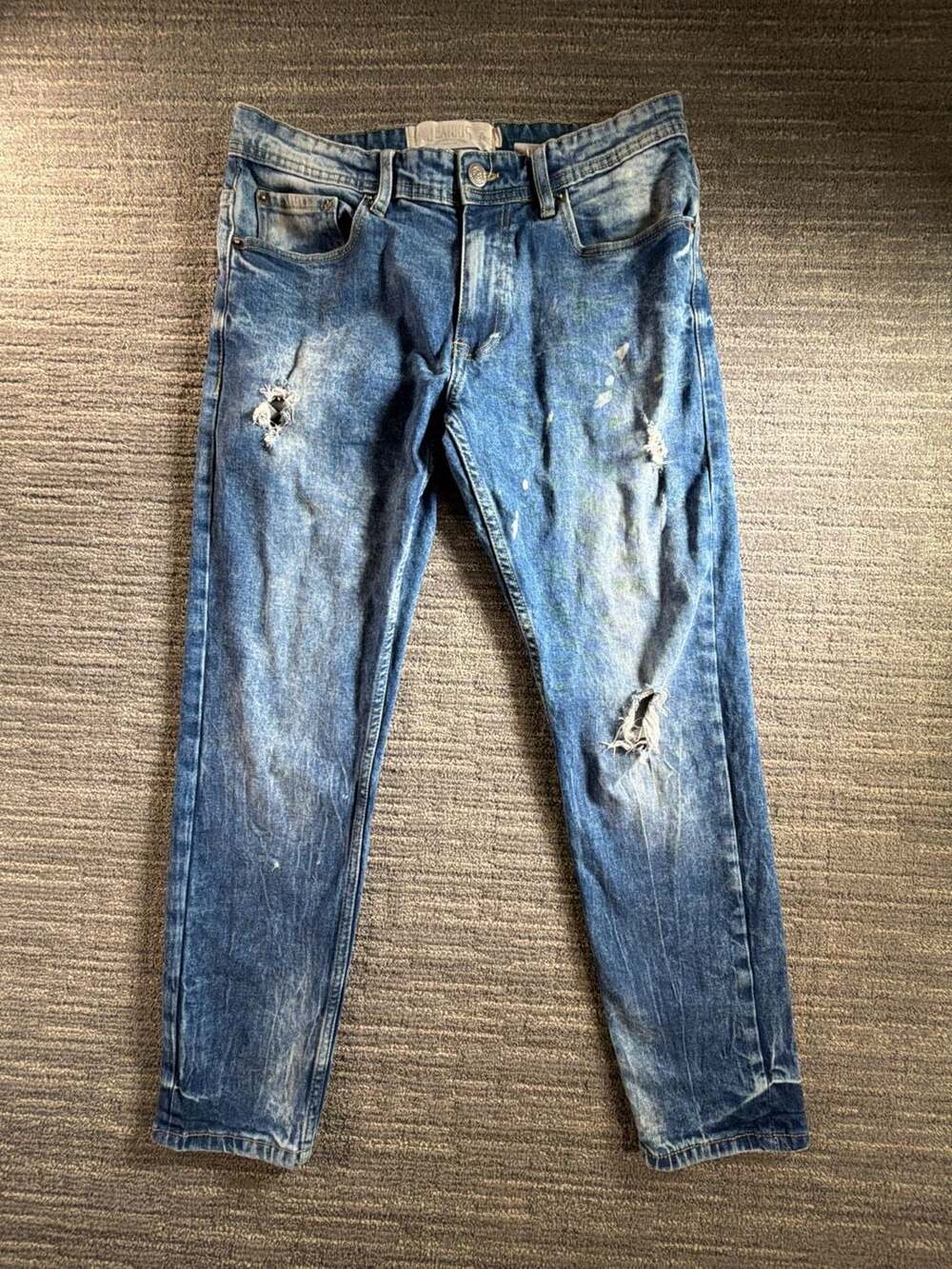 Jeanius Level Product Distressed Acid Wash Jeans 32x30